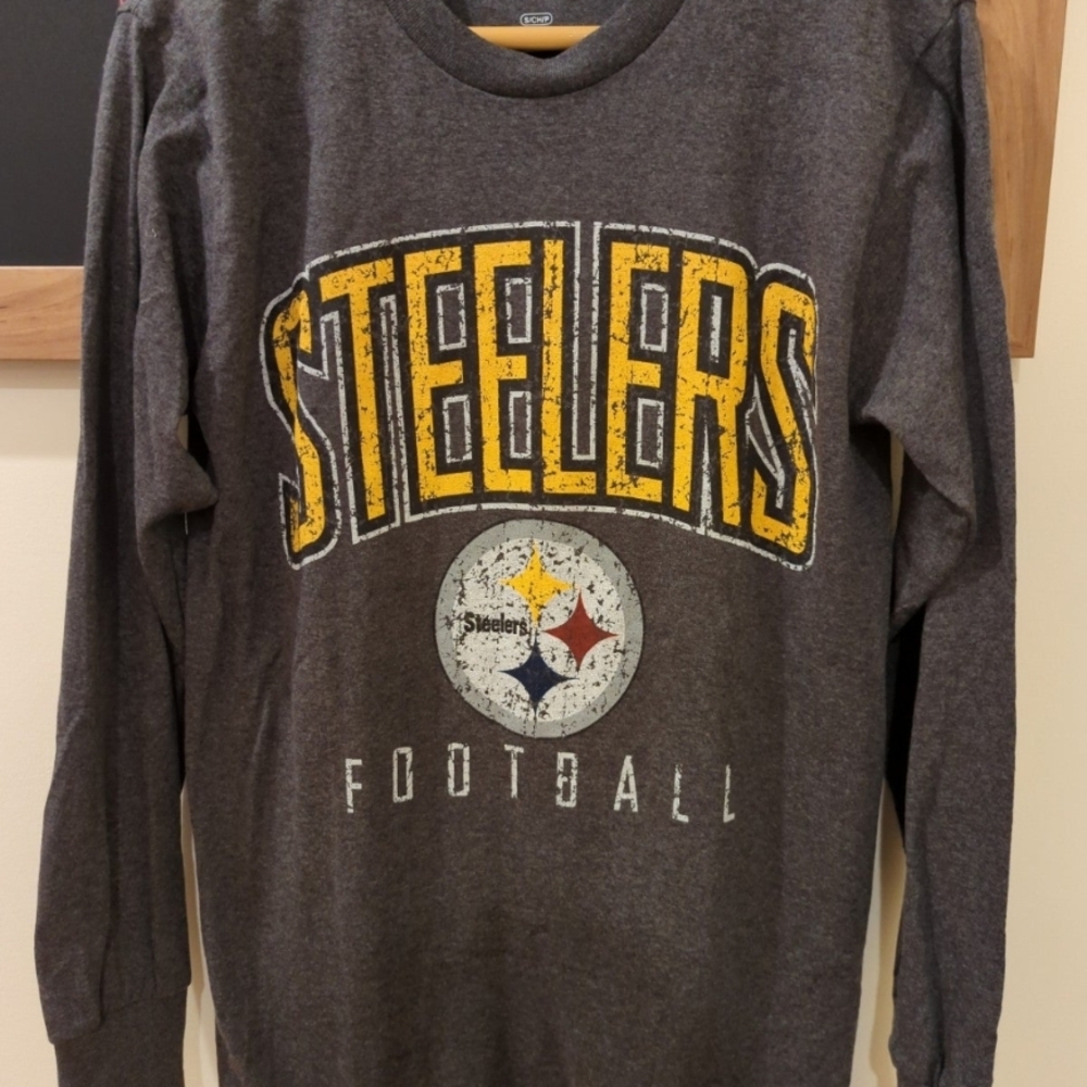 NFL Gray and Yellow Team Graphic Tee
